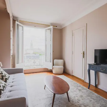 Cosy Modern -2p- Moulin Rouge Appartement